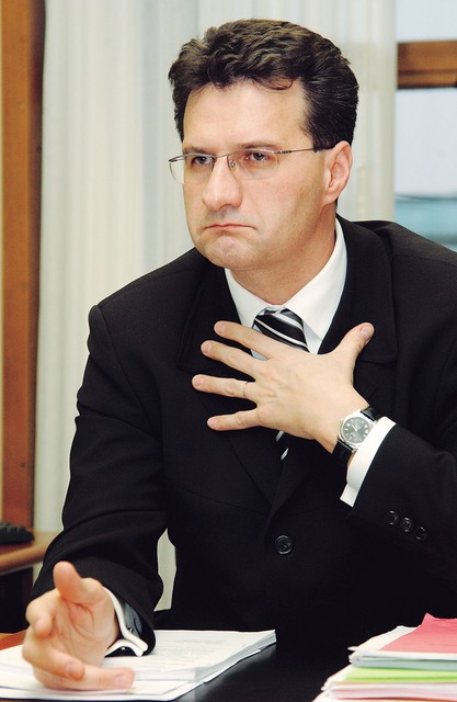 &copy; Denis Sarkić