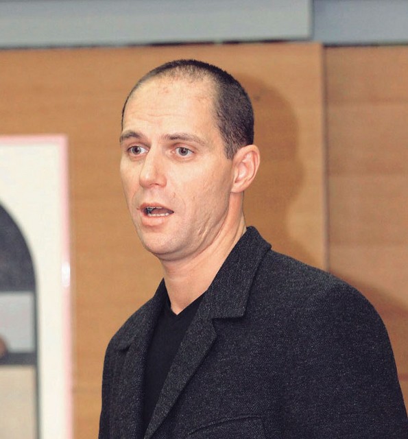 Dr. Jože P. Damijan, ekonomska fakulteta, docent na katedri za mednarodno ekonomijo