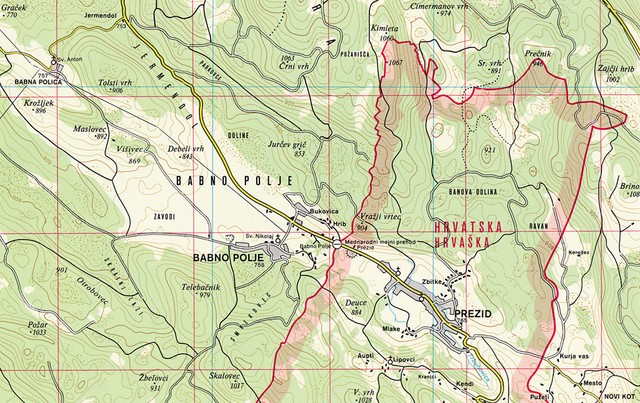 V samem mednožju slovenske kokoške