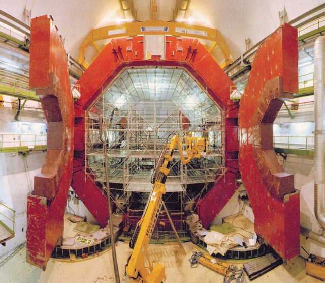 Pospeševalnik delcev v inštitutu CERN