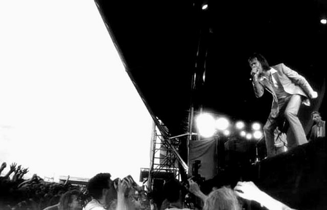 Leta 1998 je Nick Cave nastopil tudi na Beach Boom Festivalu v Lidu di Jesolo