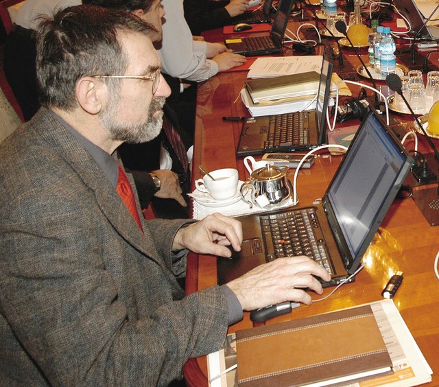 Minister Zupan je poskrbel za zmedo