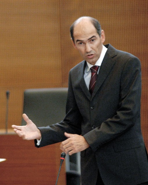 ... o lastni vpletenosti v prodajo Mercatorjevih delnic