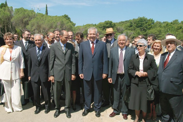 Iz obdobja lepih obetov: Brioni, junij 2005, slovenska in hrvaška vlada