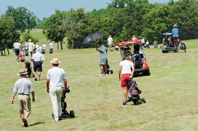 Invazija golfistov v Lipici