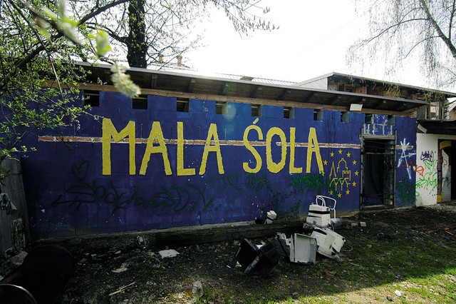 Prvi objekt na črnem spisku za rušenje - Mala šola