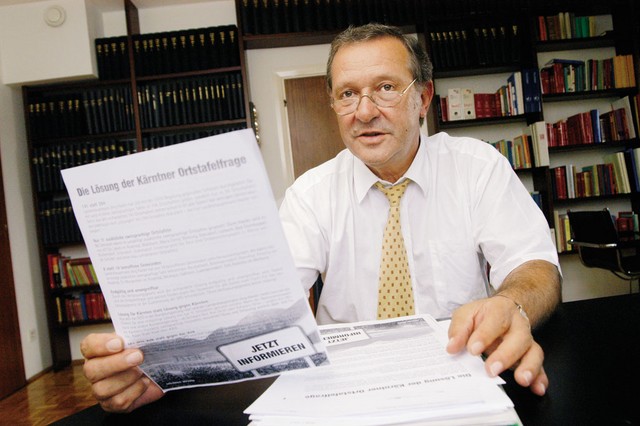 Matevž Grilc: 'Slovensko manjšino žrtvujejo za dobre odnose z Avstrijo.'
