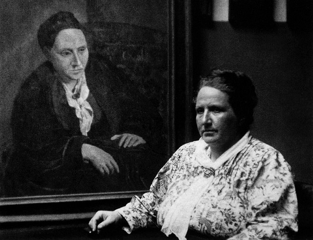 Gurtrude Stein pred Picassovim portretom