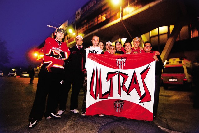 Mladi navijači Ultras Jesenice