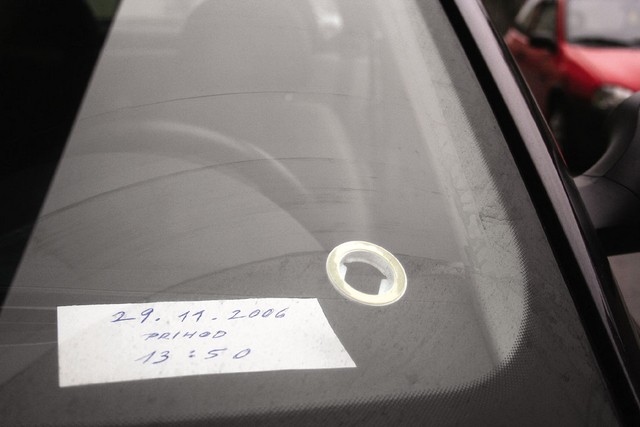 V modrih conah plačljivi parkirni listki niso potrebni