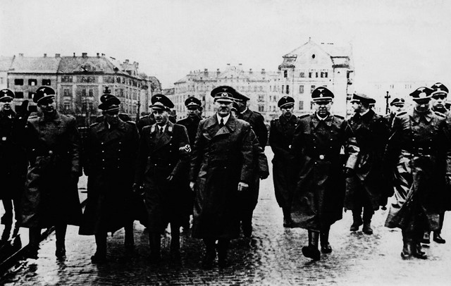 Leta 1941 je Hitler obiskal Maribor ...