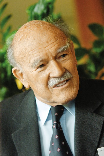Dr. France Bučar