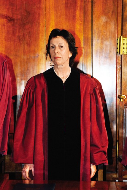 Dr. Mirjam Škrk