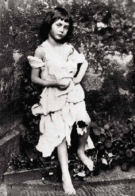 Alice Liddell na fotografiji Lewisa Carrolla, 1853