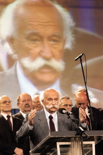 janez Stanovnik pa pravi, da ni potrebna
