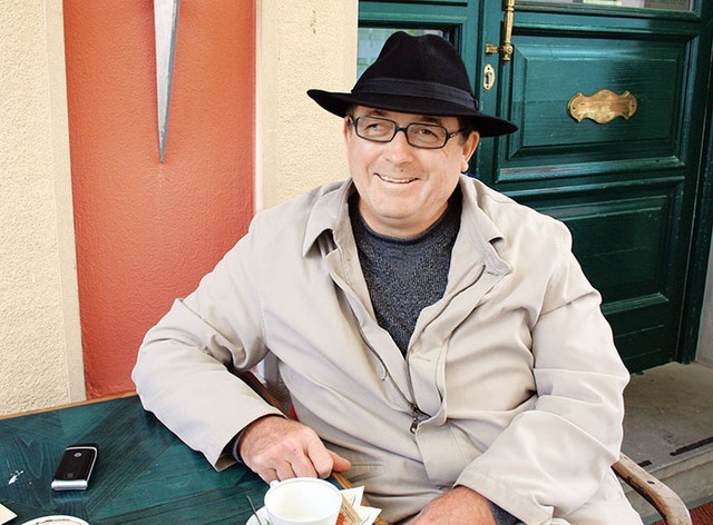 Andrej Fištravec, ki mu je pred kratkim dekan mariborske filozofske fakultete Marko Jesenšek poskušal odvzeti docenturo, se je med študenti odrezal nadpovprečno: 3,74. Jesenšek je dobil precej manj: 2,59.