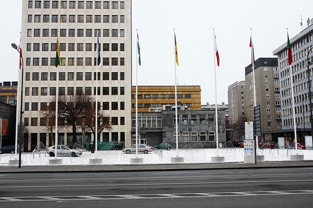 Severna vrata prestolnice - namesto stolpnic lipovi listi. Slovenska cesta bo v času predsedovanja ob koncu tedna zaprta od Figovca do križišča s Šubičevo cesto.