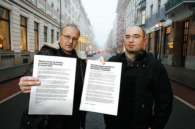 Matej Šurc in Blaž Zgaga - avtorja novinarske peticije proti cenzuri