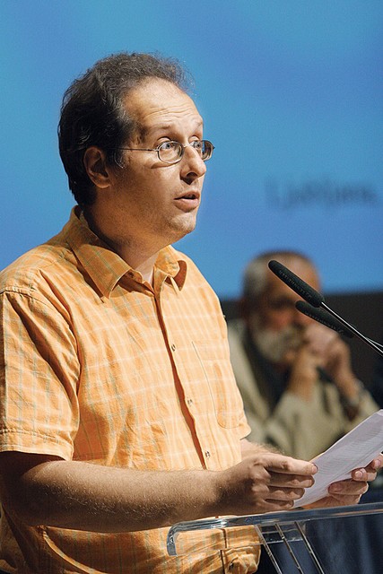 Matej Makarovič, soustanovitelj Nove univerze in član komisije sveta za visoko šolstvo, ki je (sicer brez njega) podprla njeno ustanovitev.