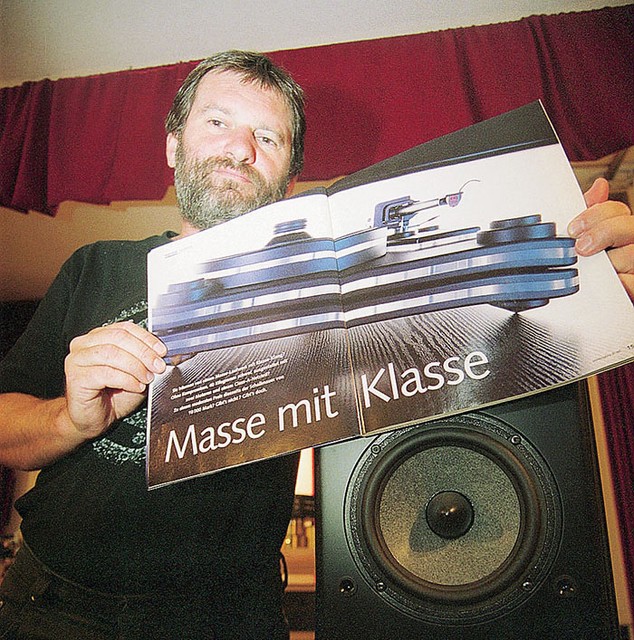 Franc Kuzma: gramofon Stabi reference je leta 1992 revija Enjoy the music razglasila za analogno komponento leta
