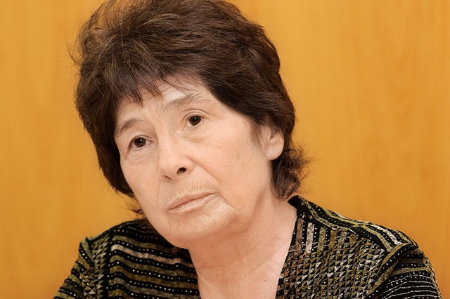Dr. Spomenka Hribar: 'Način zbiranja literature o komunističnem nasilju pri nas je še en eksces v vladanju današnje pozicije.'