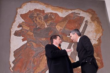 Direktor Policijske akademije Franc Kosmač in v.d. generalnega direktorja policije Janko Goršek na odprtju Kriminalističnega tečaja 2009 na ljubljanski Fakulteti za varnostne vede.