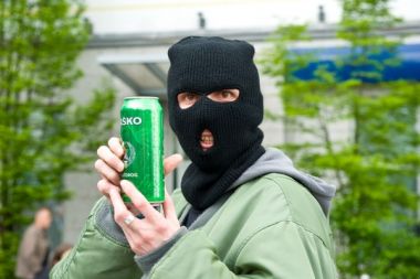 Mreža organizacij Fronta za svobodo sveta je kot \