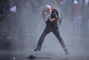 Čile: Pred vladno palačo v Santiagu