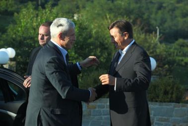Zrcalce zrcalce... : Srbski predsednik Boris Tadić in slovenski premier Borut Pahor