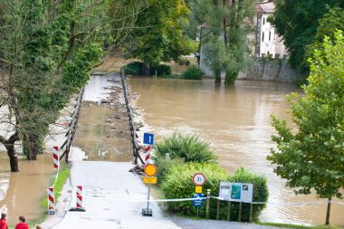 Otočec v nedeljo