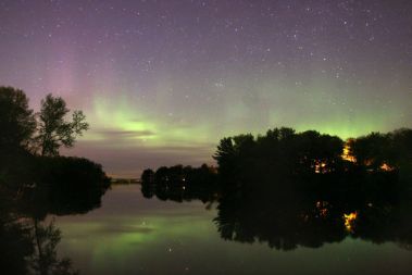 Severni sij nad jezerom Wissota v Chippewa Falls v ameriški zvezni državi Wisconsin.