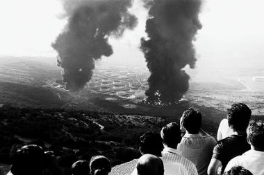 Eksplozija skladišča nafte tik ob predvideni lokaciji terminala, 4. avgust 1972