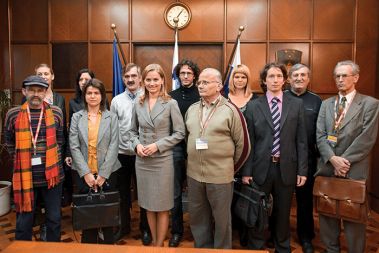 Srečanje izbrisanih in ministrice za notranje zadeve Katarine Kresal