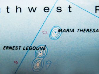Otoka, ki ne obstajata. Vir: Rand McNally, Illustrated Atlas of the World (1986).