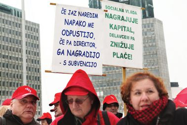 /media/www/slike.old/mladina/komentardrenovec_protest_bk.jpg