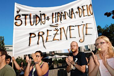 Protest študentov pred parlamentom, junij 2007