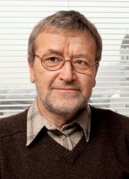 Dr. Dušan Keber, nekdanji strokovni direktor Kliničnega centra in nekdanji minister za zdravje, danes svetovalec Svetovne banke.