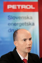 Marko Kryžanowski, predsednik uprave Petrola, nagrada v višini 164.000 evrov
