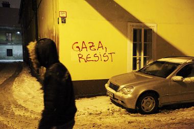 Opomin na vojno v Gazi – grafit v Ljubljani  
