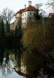 Kulturno-zgodovinski spomenik grad Gradac