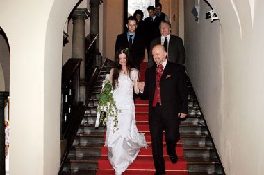 Poroka Zmaga Jelinčiča in nesojene strokovne svetovalke poslanske skupine SNS Monike Zupanc Jelinčičeve