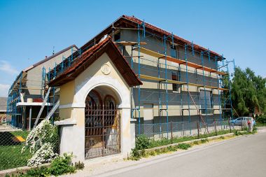 Pastoralni dom in katoliški vrtec v Medvodah