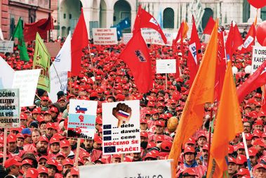 V boj za pravice delavcev