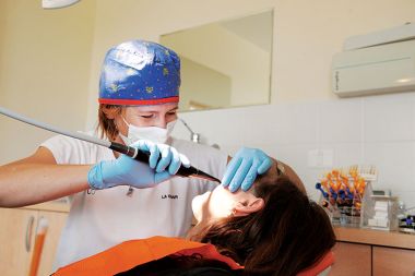 V Sloveniji je 390 tisoč odraslih brez izbranega osebnega zobozdravnika