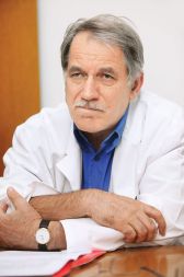Prof. dr. Tomaž Tomaževič, Ginekološka klinika UKC Ljubljana: »Medicina brez etike je vprašljiva. Vse, kar narediš v belem plašču, še ni nujno medicina.«