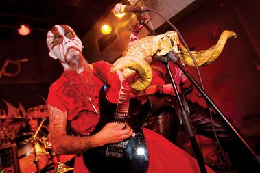 Dirty skunks večer v Orto baru: Imperity iz Singapurja