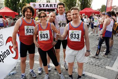 TEK OB ŽICI 2008: MLADININI EKIPI