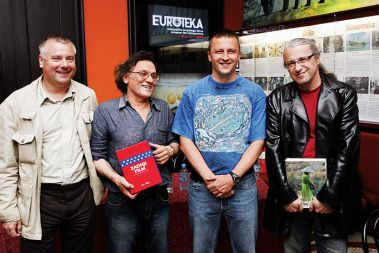 STAŠ RAVTER, ZDENE VRDLOVEC, SAMO RUGELJ IN MARCEL ŠTEFANČIČ, JR., NA PREDSTAVITVI KNJIGE ZADNJI FILM IN KNJIGE O FILMU 