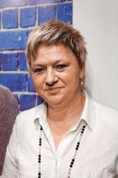 Meri Kelemina, namestnica direktorja trženja v Lisci Sevnica: “Zadovoljna sem, da sem si lahko ogledala to razstavo. Modna fotografija me zanima, saj izhajam iz modne panoge. Matjaževe fotografije so me pritegnile tudi zato, ker kažejo različnost slogov oblačenja, barvno in stilsko. Fotografije povedo, da moda ni enoznačna, da jo lahko prilagajaš slogu, letom, okolju ... Vse to je resnično fantastično ujel v teh nekaj razstavnih eksponatov. Ne čudim se, da je bil ravno on izbran med šest najboljših fotografov izmed 3600 prijavljenih na natečaju Google Photography Prize.”