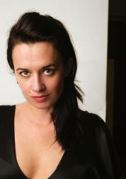 Katja Šulc, voditeljica oddaje Knjiga mene briga: “Otvoritev Liffa se mi kot performans ni zdela najbolj posrečena, morda pa je koga tudi zabavala ... Otvoritveni film Vicky Christina Barcelona me je nasprotno očaral, morda je to Woodyjev najboljši film doslej, svež, drugačen vpogled v odnose, ljubezen in vse, kar pride zraven, hvalnica španskemu temperamentu, pridih kiča tu in tam, vrhunska igra in režija, skratka zabavno in navdihujoče.”